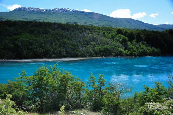 O rio Baker e sua cor inacreditável, na região de Cochrane, na Carretera Austral, no sul do Chile